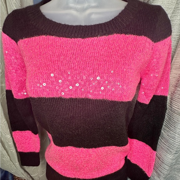 POOF! Black, Pink, Sparkle Sequin Scoop Neck- Juniors Women’s Sweater Blouse SM - Picture 4 of 9